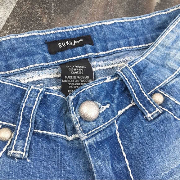 Blue Low Rise Embroidered Jean Shorts Suko Jeans - Picture 3 of 7